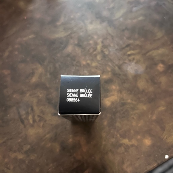 Mary Kay True Dimensions lipstick - Picture 2 of 2